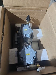 GAST High vacuum pump. RAA-P120D-EB NEW IN BOX. !18 - Picture 1 of 2