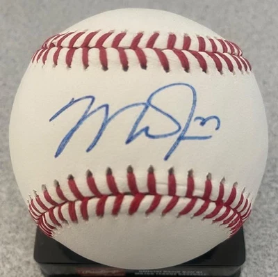 MIKE TROUT SIGNED AUTO ROML BASEBALL BECKETT/BAS LOA #AE54951 LOS ANGELES ANGELS - Image 1 of 3