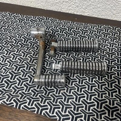 Escaleras Harley Sportster con palanca de cambios y clavija de cambio  Foto 1 de 3