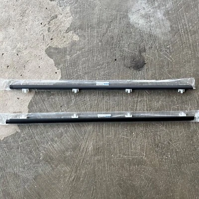 90-94 for Nissan Sentra B13 SE-R Tsuru Sunny Sedan 2 door belt line rubber seal - Изображение 1 из 4