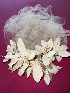 Ancienne couronne de mariée en fleurs tissus époque 1920 - Picture 1 of 5