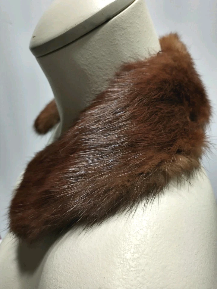 Cuello redondo de piel de visón marrón oscuro de colección para abrigos/vestidos/suéteres o proyectos 16" Foto 1 de 4