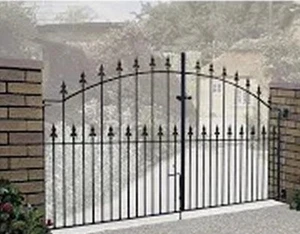 Driveway gates arched double driveway gates Galvanised & Powder Coated Black - Picture 1 of 3
