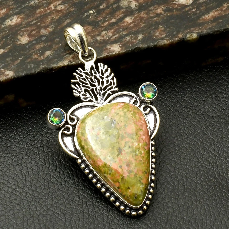 Colgante de árbol étnico hecho a mano con piedras preciosas de topacio místico Unakita 2,6" AP-40622 Foto 1 de 1