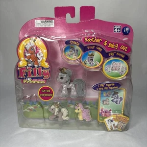 Juego de Madre y Bebé Filly Princess 2010 Nuevo Caja Abierta Irwin Toy My Little Pony - Imagen 1 de 9