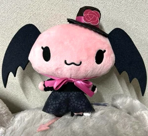 Sanrio LLOROMANNIC Cherry Dark Black Plüschpuppe Spielzeug 14 cm FuRyu 2025 Japan NEU - Bild 1 von 2