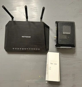 NETGEAR NIGHTHAWK AC1750 Router z modemem (CM700) i przedłużaczem (AC1900) Pakiet - Zdjęcie 1 z 7