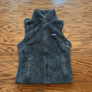 Patagonia Women’s Los Gatos Vest Deep Pile Fleece Size S Dark Gray Full Zip - Picture 1 of 9
