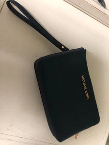 Michael Kors Wristlet Women Wallet/Purse, Blue - Picture 1 of 5