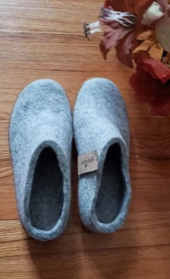 Glerups Unisex EU 39 WOMEN'S 8.5 Indoor Leather Sole Slip-On - Grey Wool NWT - Image 1 of 4