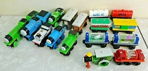 HUGE Vintage Lot: (18) THOMAS Wooden Railway Engines/Cars/Tender - Picture 1 of 12