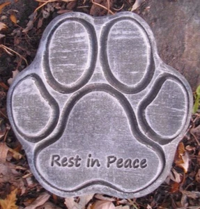 Dog paw memorial plastic mold concrete plaster garden mould 9.5" x 9.5" x .75" - Picture 1 of 2