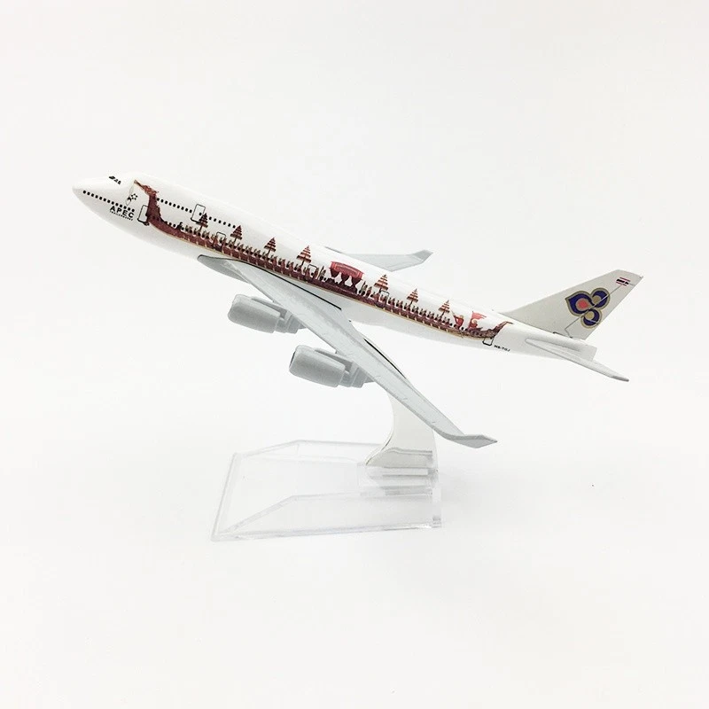 Modello Aereo Boeing 747 Thai Dragon Airlines Diecast 1:400 - 16cm Da Collezione - Immagine 1 di 4