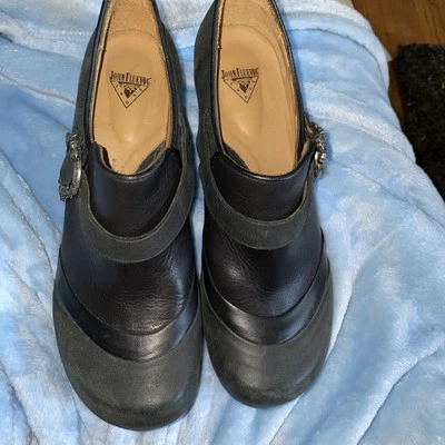 JOHN FLUEVOG Hopefuls Faith silver Rose Buckle Shoes 10.5 - Image 1 of 4
