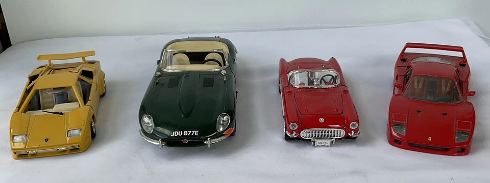 4 - Urago / Speedway Ferrari / Lamborghini / Jaguar / Corvette Diecast Car Lot - Image 1 of 4