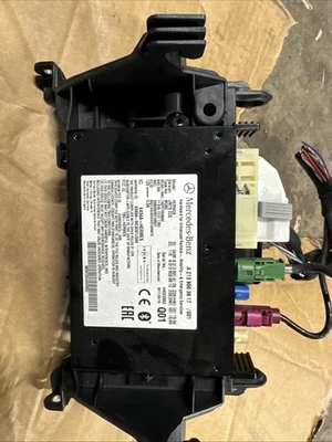 MERCEDES E220 ESTATE BLUETOOTH MODULE A2139003617 W213 2.0L AUTO DSL 2017 - Image 1 of 3