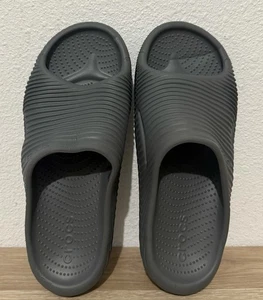 Crocs Diapositiva de Recuperación Marea Suave Negra, Unisex M10/W12 - Imagen 1 de 7