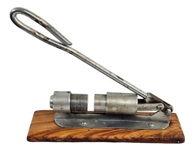 Reeds Rocket Vintage Pecan Nut Cracker Metal w/ Wood Base Little Rock ARK USA - Image 1 of 4