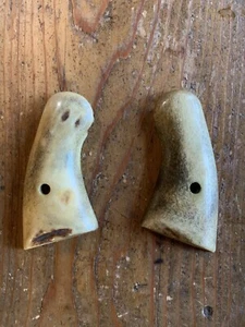 Colt Python Stag Grips - Picture 1 of 7