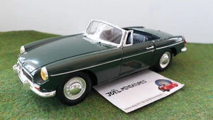 MG MGB verte cabriolet ouv 1/18 CORGI voiture miniature de collection sans boite - Picture 1 of 7