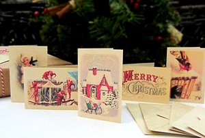 10 Vintage Christmas Gift Card set w/Env.'s & Sticker closures. 2"x3". Blank - Picture 1 of 6
