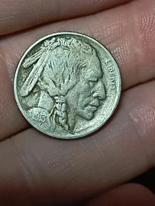 1913 Type 2 Buffalo nickel - Picture 1 of 5