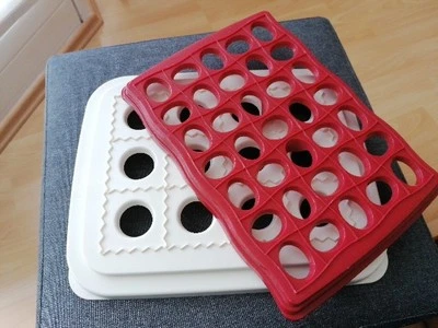 E7 - Tupperware + Noname Ravioli Schablone, Ravioli Gitter - Bild 1 von 4
