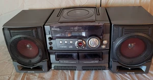 Aiwa CA-DW550 Lettore CD portatile doppia cassetta radio AM/FM AUX Boombox testato! - Foto 1 di 5
