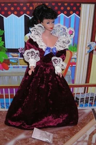 NEUWERTIG BARBIE OUTFIT HERGESTELLT FÜR HALLMARK AUSSCHLIESSLICHER STIL IST ANFANG DES 19. JAHRES - Bild 1 von 8