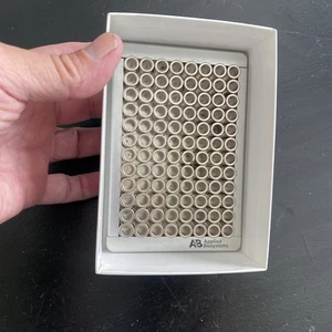 Applied Biosystems 96 pozzetti supporto magnetico ad anello AM10050 - Foto 1 di 6