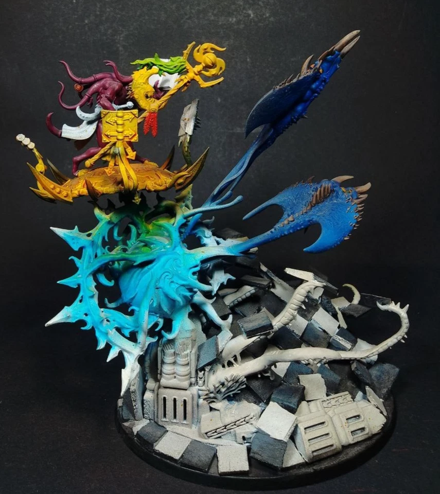 Painted Fateskimmer, Herald of Tzeentch on Burning Chariot Dickiples of Tzeentch - Image 1 of 4
