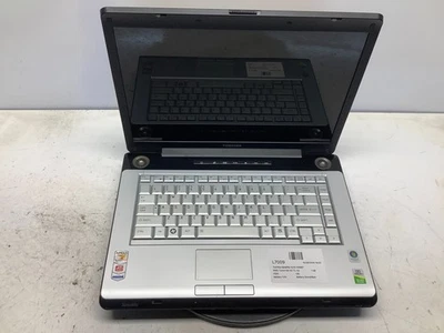 Toshiba Satellite A215-S4697 AMD Turion 64 X2 TL-52 1 GB SIN DISCO DURO - BIOS bloqueado Foto 1 de 4