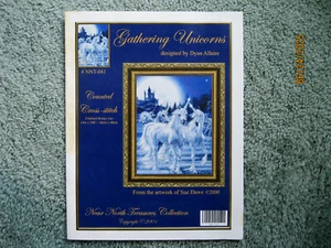 Near North Treasures Gathering Unicorns Kreuzstichkarte - Bild 1 von 2