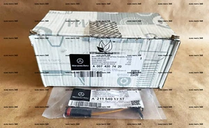 MERCEDES BENZ GLK250 GLK350 FRONT BRAKE PADS SET WITH SENSOR A0074207420 - Picture 1 of 4