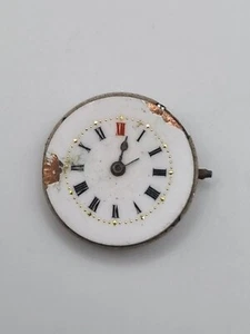Movimiento de reloj de porcelana dañada sin marca para piezas/reparaciones 24,18 mm - Imagen 1 de 11