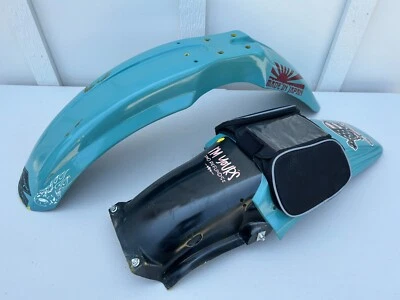 1993 93-95 RM250 RM125  REAR & FRONT FENDER COVER MUD FLAP MOUNT BRACKE - Image 1 of 4