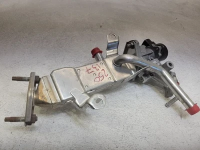 Toyota Prius EGR 2010-2015 enfriador de válvulas 25620-37110 25601-37010  Foto 1 de 4
