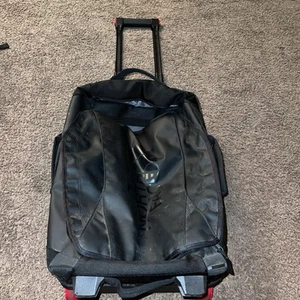 The North Face BASE CAMP ROLLER Luggage carry on 20" - Picture 1 of 3