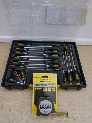 Stanley 5 62 572 fatmax 20pc screwdriver set + 5m/16' finger brake tape measure - Image 1 of 4