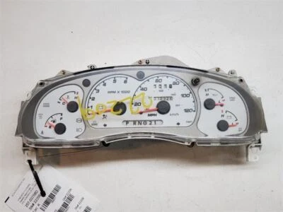 Velocímetro Cluster 2001 equipamiento deportivo de 2 puertas a través del 23/07/00 se adapta a Explorador  Foto 1 de 4