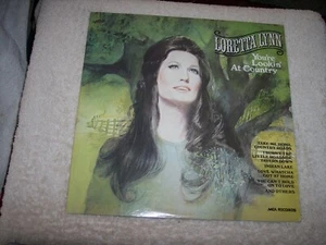 LP LORETTA LYNN YOU'RE LOOKIN' AT COUNTRY **NM VINYL** #966 - Picture 1 of 7