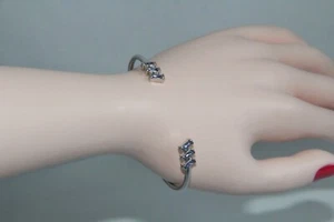 New with Tag Kendra Scott Amaya Lilac Crystal Silver Cuff Bracelet - Picture 1 of 9