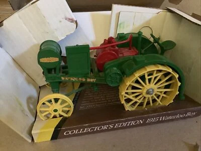 ERTL John Deer 1915 Model “R”  1/16 Scale Waterloo Boy NIB - Image 1 of 4
