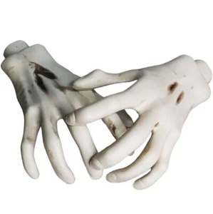 Juego de 2 piezas tamaño real MANO ZOMBIE CORTADA parte del cuerpo Halloween horror utilería decoración - Imagen 1 de 10