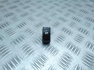 Interruptor de ventana eléctrico Citroen Berlingo enchufe 4 pines MK2 2008-2015D - Imagen 1 de 8