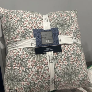 WILLIAM MORRIS Harebell - Gips Salbei EURO KISSEN Shams Set Paar 2 EU - Bild 1 von 5