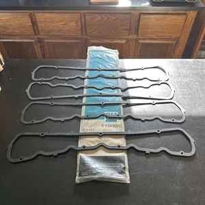 4-New OEM GM 3930912 Gasket Valve Rocker Cover For 6 Cyl. Inline 6 Engine - Picture 1 of 9