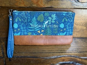 Young Living Essential Oil Wristlet Bag - Tropical. NEW Never Used. - Picture 1 of 6