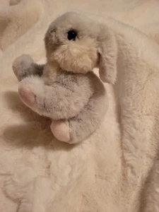 Vintage Kinder Gund Bunny Plush Rabbit Gray Stuffed Rattle Toy 1988 Fast Ship 8" - Picture 1 of 10