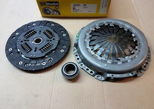 LUK Clutch Kit Citroen C2 C3 C4 Berlingo Peugeot 206 307 308 Partner 1.6l 16V - Picture 1 of 1